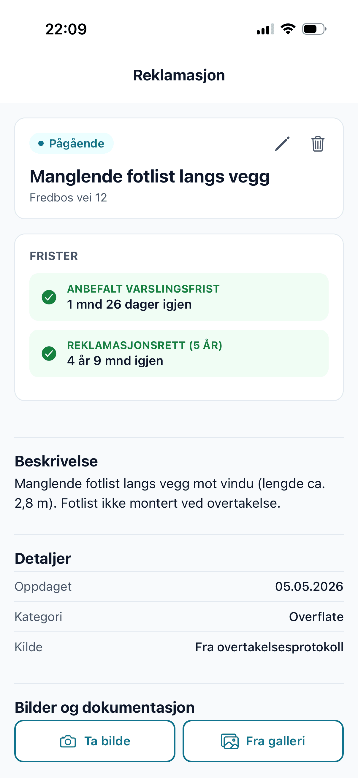 Skjermbilde av reklamasjon i Medhold — viser frister med tydelige varsler: anbefalt varslingsfrist (1 mnd 26 dager igjen) og reklamasjonsrett 5 år (4 år 9 mnd igjen)